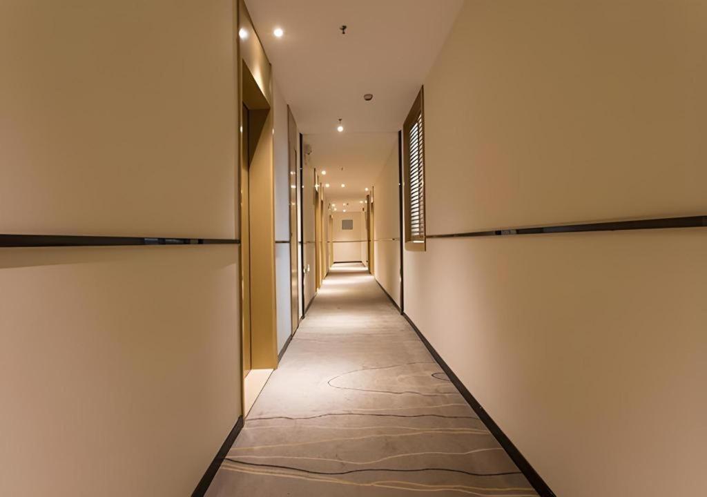 City Comfort Inn Qinzhou Port District Central Square Longmen  Zewnętrze zdjęcie